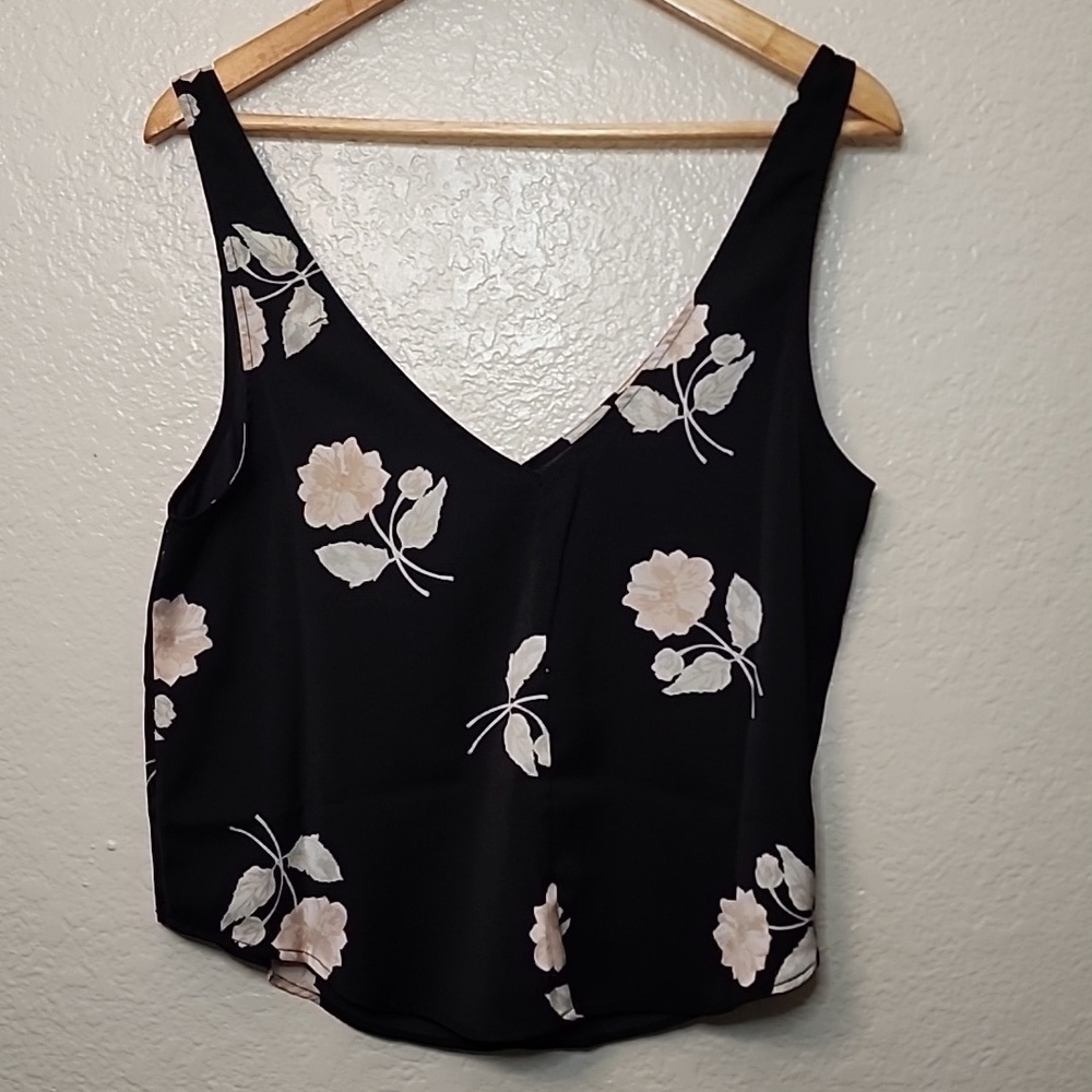 Saltwater LUXE Rodeo Tank - Floral - Picture 8 of 9